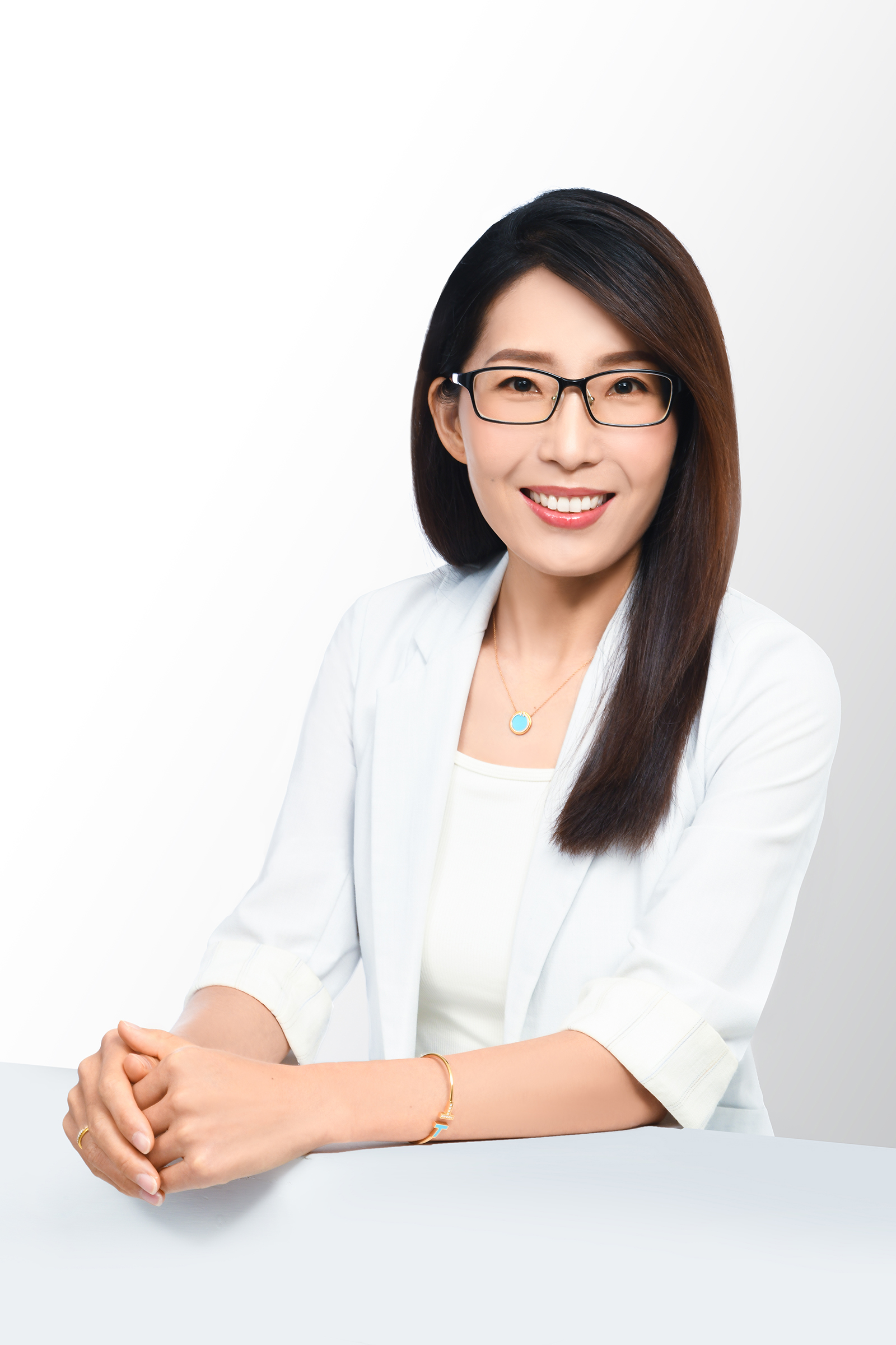 FIONA YIN
