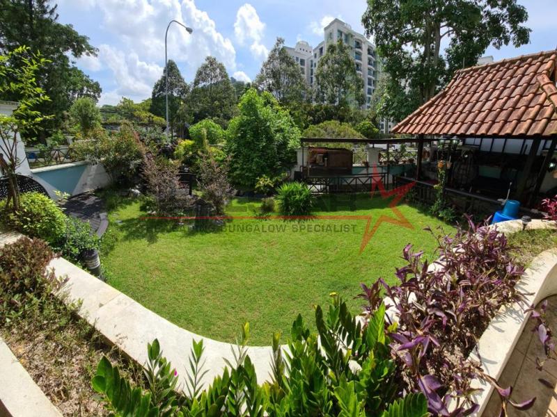 3-Storey Bungalow in Bukit Timah with Landscaped Gardens,  Great Location! Bright & Breezy.