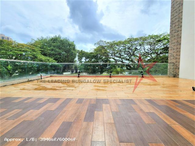 Bungalow liked semi detached in Sennett vicinity with wide frontage 13. 5m