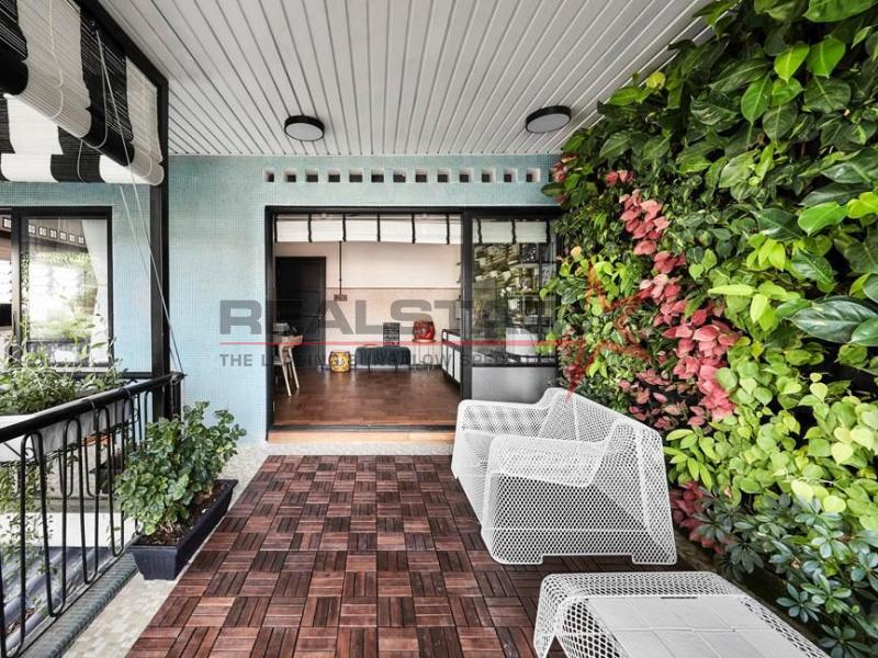 Fidelio Street District 15 Unique Corner featured in magazine! Selling Below Valuation!