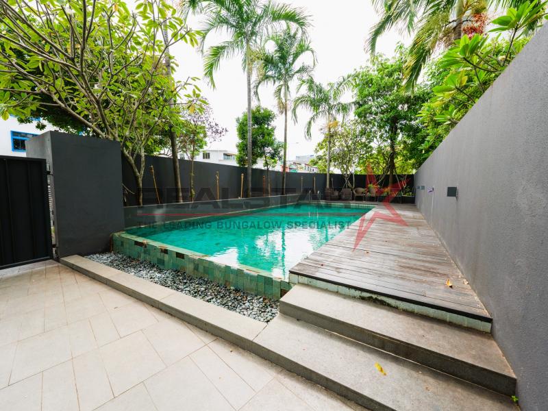 🌟 Luxury Living Next to Siglap Estate: Formwerkz-Designed Bungalows 🌟