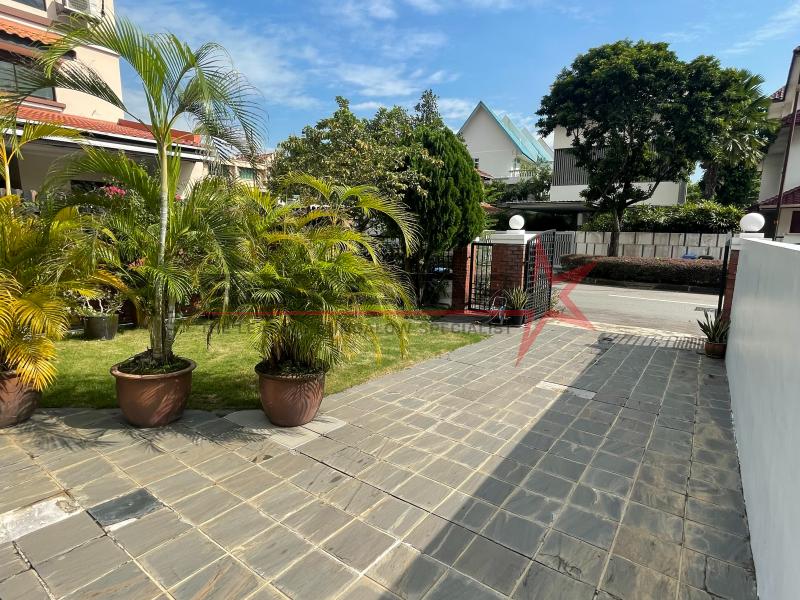 Stunning Family Home with Endless Potential in Desirable Location!