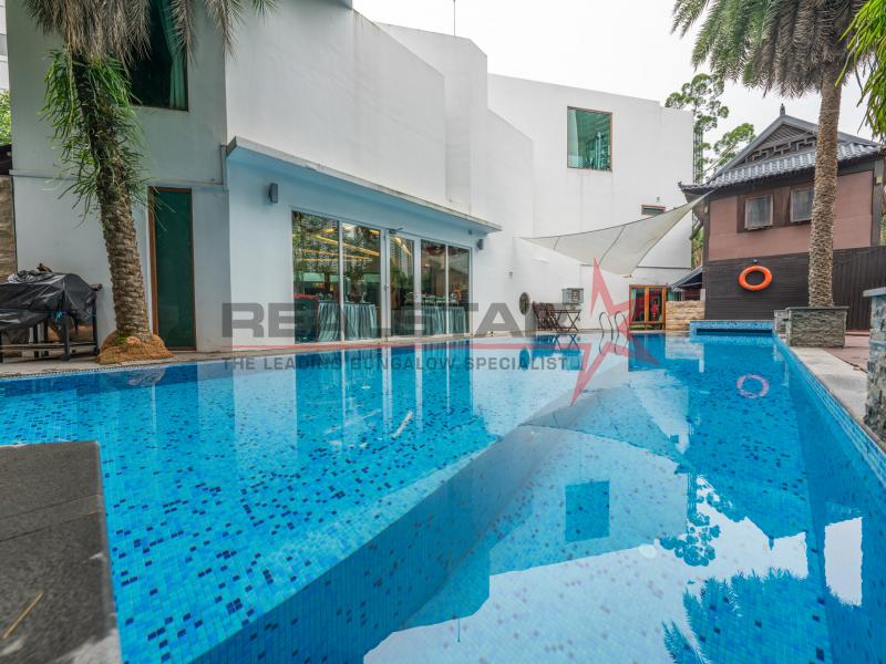 Magnificent 3-Storey Landed Home with Luxury Features! 
