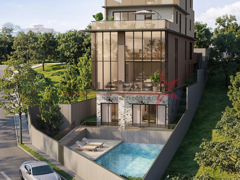 Sophisticated Family Bungalow with 5 Ensuite Bedrooms & Pool