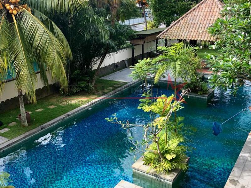 Balinese-Style GCB,  Luxurious Resort Home. Immaculate, Amazing Landscaping, Voluminous Ceilings 