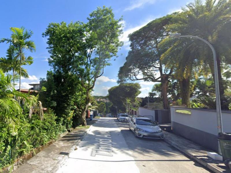 Timeless GCB Sanctuary in Prestigious First/Third Avenue Enclave