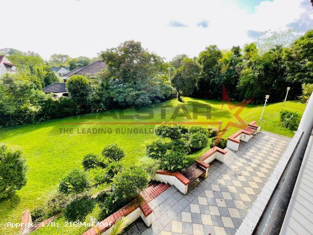 ★ AN OLD WORLD CHARM, SWEEPING  PASTURES,  BEAUTIFUL 180 DEGREES OF LUSH HAVEN ★