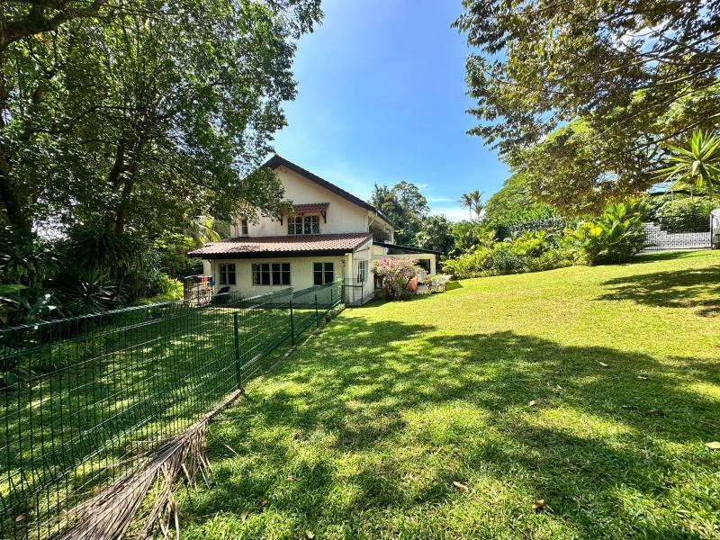 ★  PRIVATE ENCHANTING VILLA, SERENE SURROUNDINGS, OPEN LAND AT THE BACK - LIMITED EDITION ★
